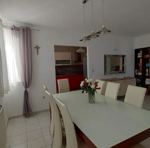Apartment Galiot Kastela
